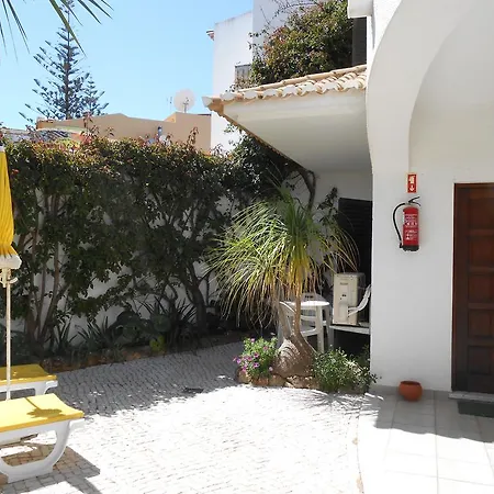 Gasthuis Dona Ana Garden Lagos