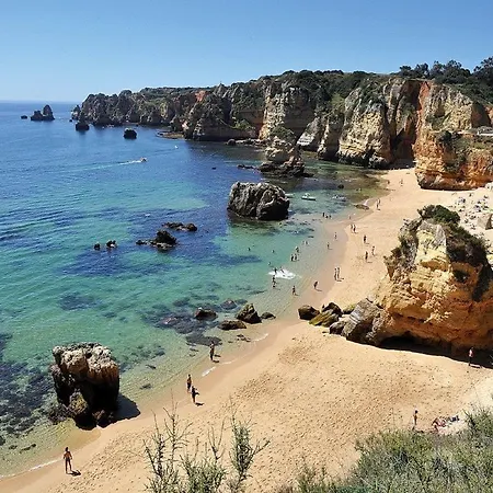 Dona Ana Garden בית הארחה 3*