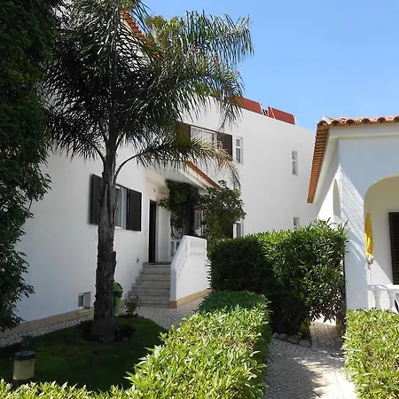 Dona Ana Garden Maison d'hôtes Lagos