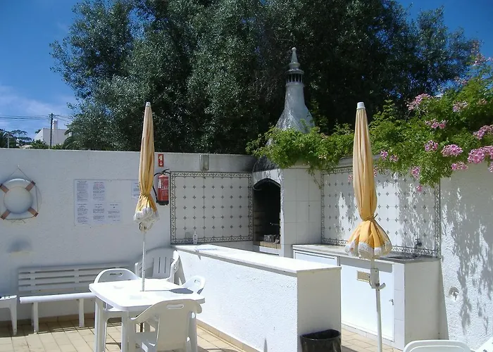 도나 아나 가든 3* 라고스